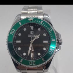montres prestige diver green bezel black dial silver stainless steel watch 42mm
