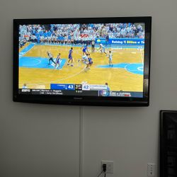 Panasonic 40 inch big screen