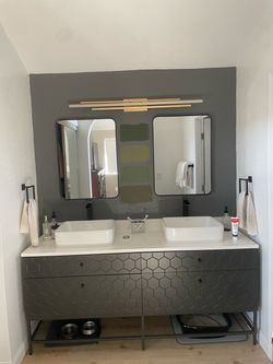 Vanity mirrors