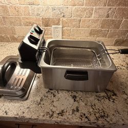 Cuisinart Fryer 