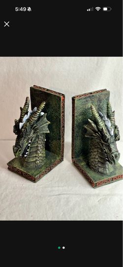 Dragon Book Ends NEW