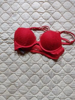 Victoria Secret Red Lace Bra 32C