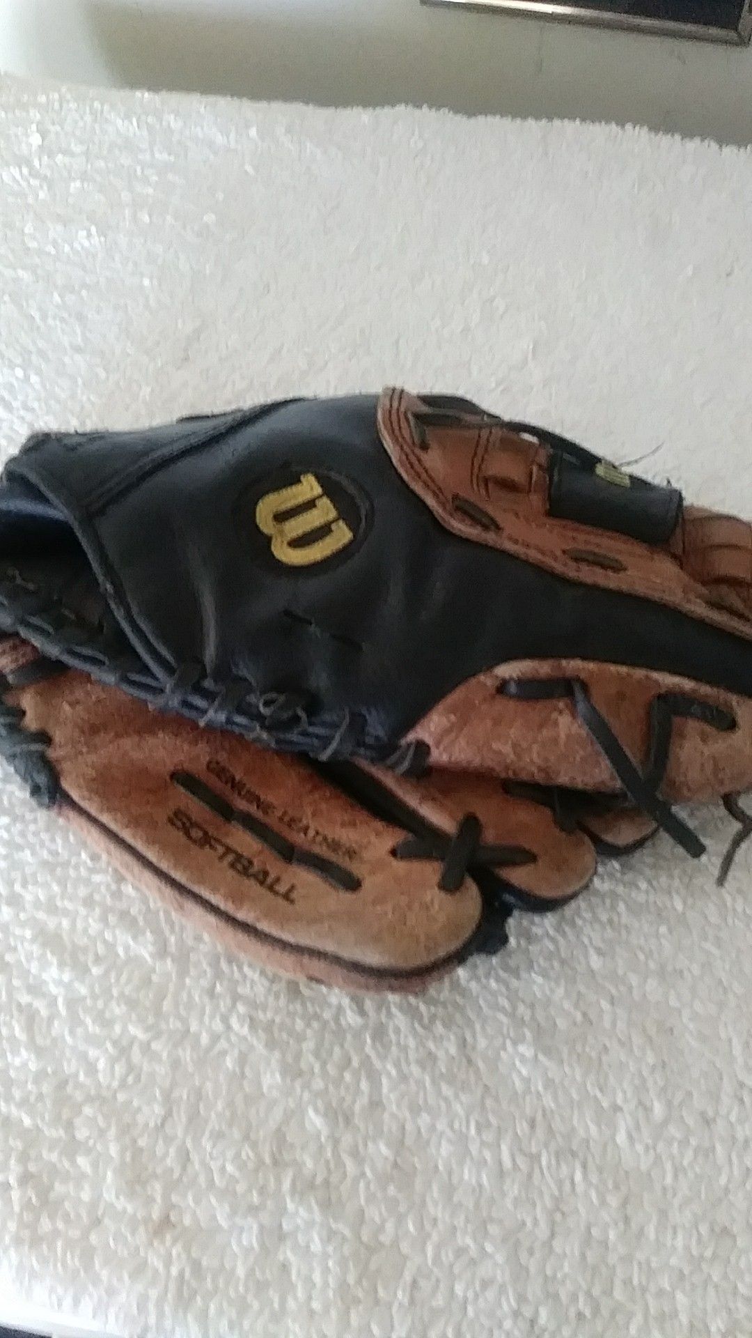 Wilson SoftBall Genuine Leather Glove.