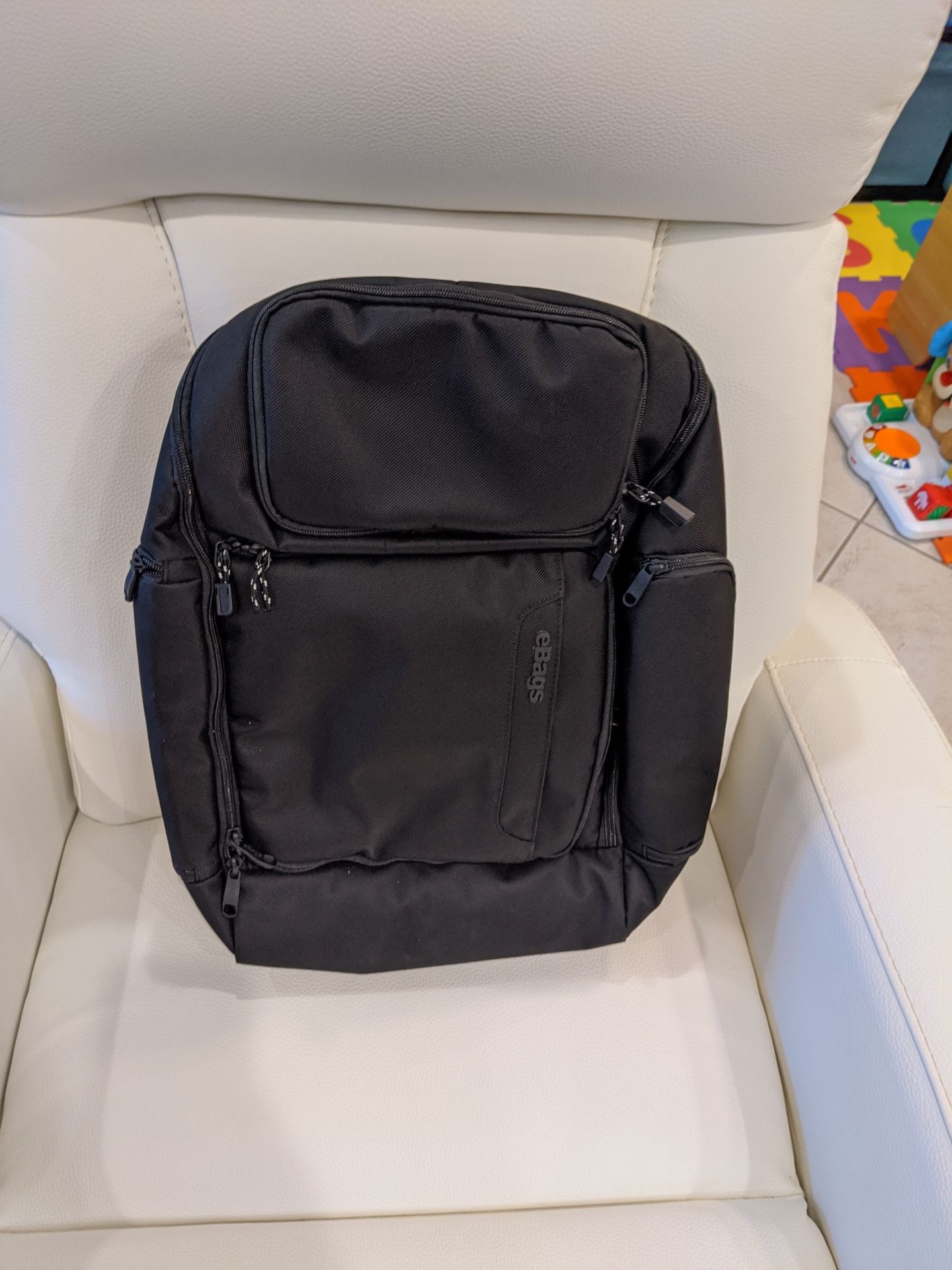 Professional Flight Laptop Backpack (open)