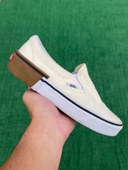 VANS SLIP-ON GUM STOP “CREAM” (Size 6, Youth)
