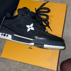 LV skate sneaker blk/white