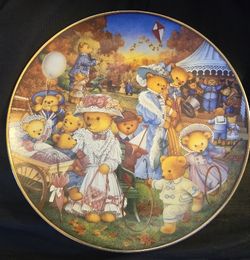 Franklin Mint Fine Porcelain 5 Teddy Bear Plates