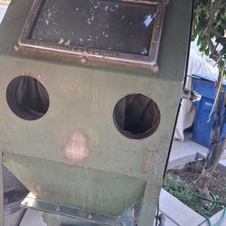 Hevy  duty  sand  blaster  profesional.  Buc