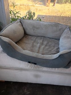 Medium Dog bed