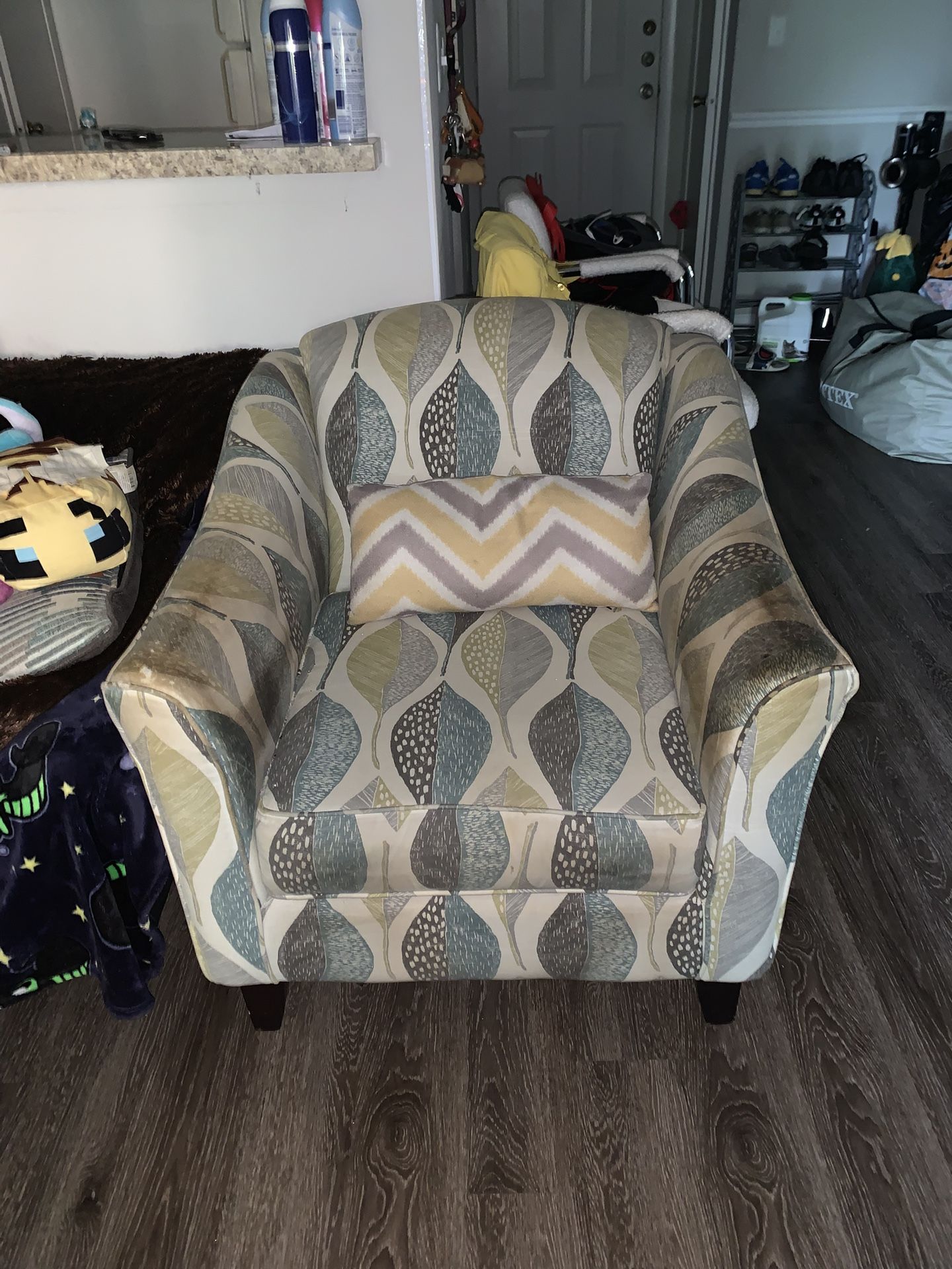 Lounge / Living Room Chair