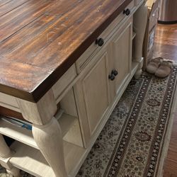 Kitchen island table