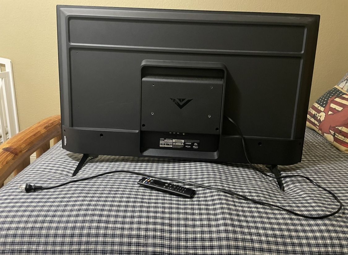 Vizio 40” Full HD TV – Works Great, HDMI Ready