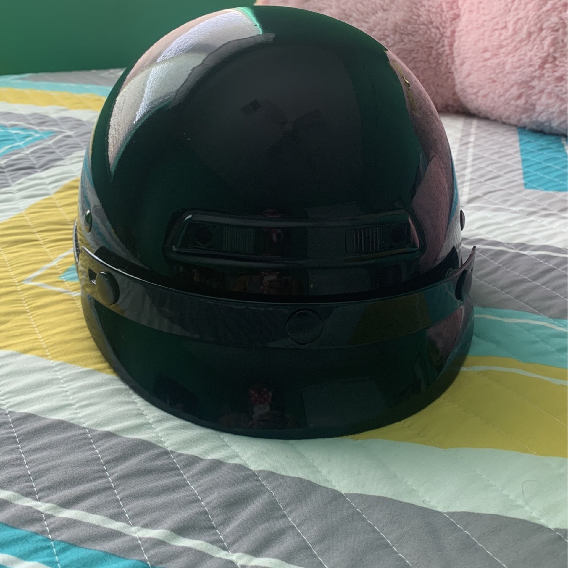 DOT Motorcycle Helmet/hablo Español