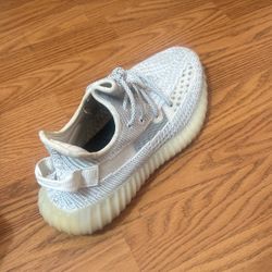Yeezy Boost 350 size 10