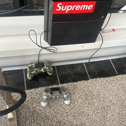 Play Station 4