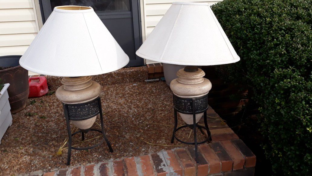 two beautiful lamps in excellent condition