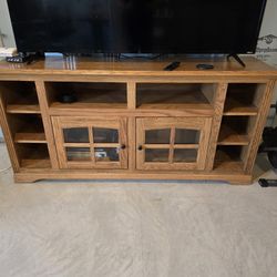 Wood Entertainment stand