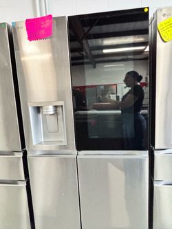 Side by side refrigerator
