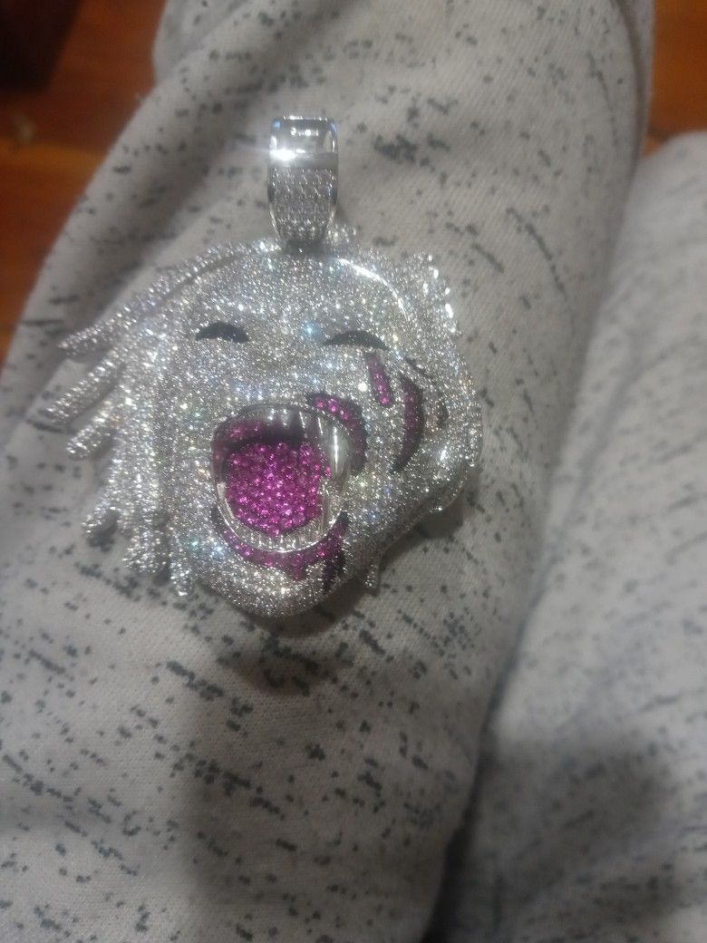 White gold Plated vvs Diamonds