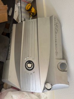 Cadillac sts northstar engine cover