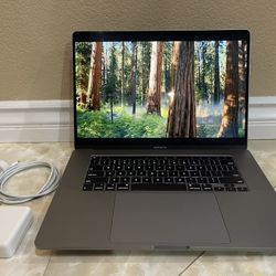 MacBook Pro 2019 16” I7 16G 500G, Cycle = 137