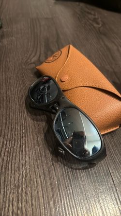 Ray-Ban Sunglasses with Case