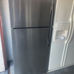Refrigerator 28by65