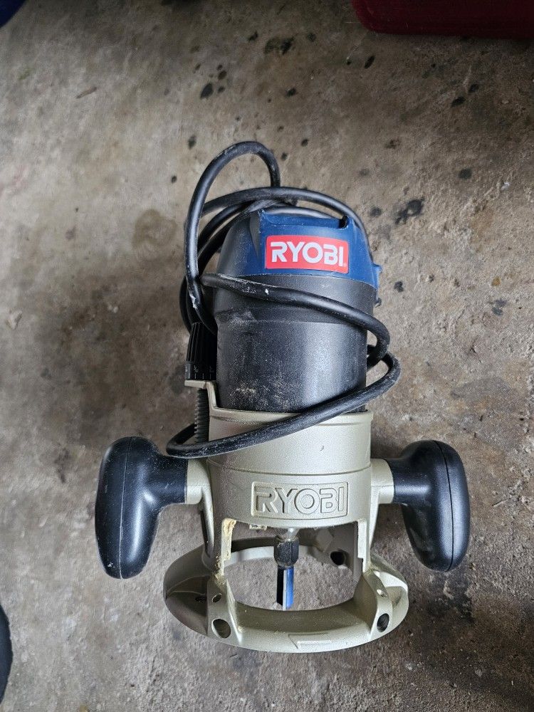 Ryobi Router