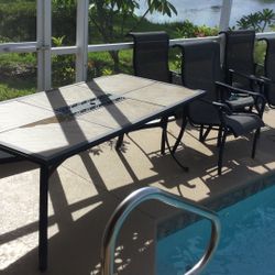 Outside Patio Set 3’ X6’ 