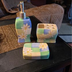 All New Soap Tray Toothbrush Holder And Liquid Soap Dispenser 