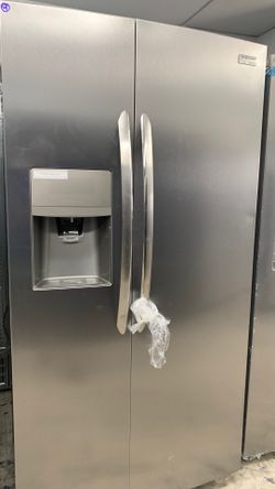 Frigidaire Side By Side Stainless Steel Fridge