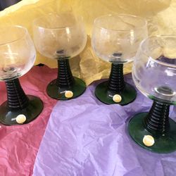 Estate Item - Vintage Luminarc France Roemer Grapevine Etched Wine Glass Set of 4