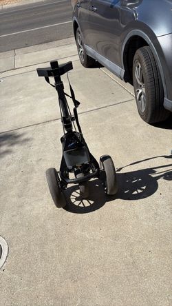 Three wheel Golf club Court super light very good condition