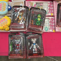 Five Night At Freddy Figure