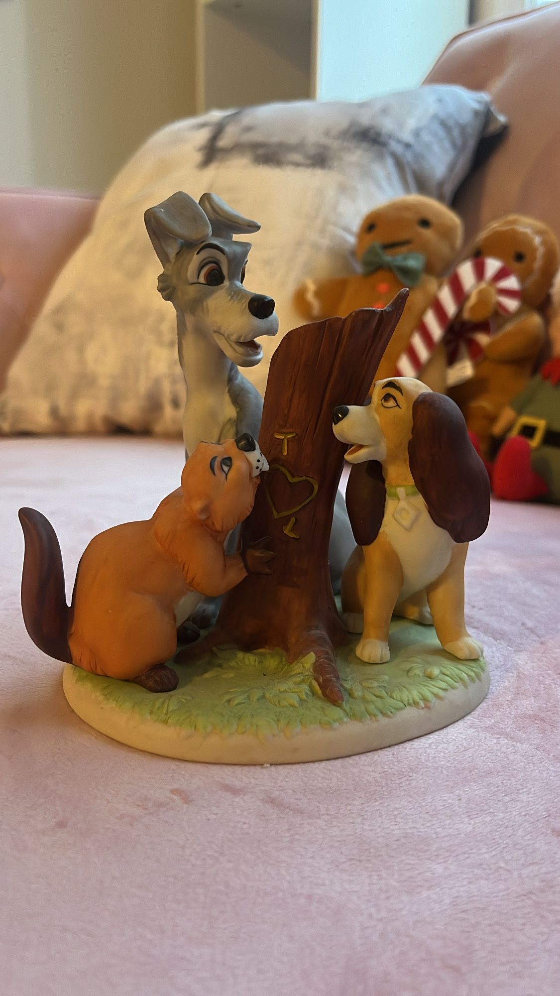 DISNEY MAGIC MEMORIES LADY AND THE TRAMP LIMITED EDITION
