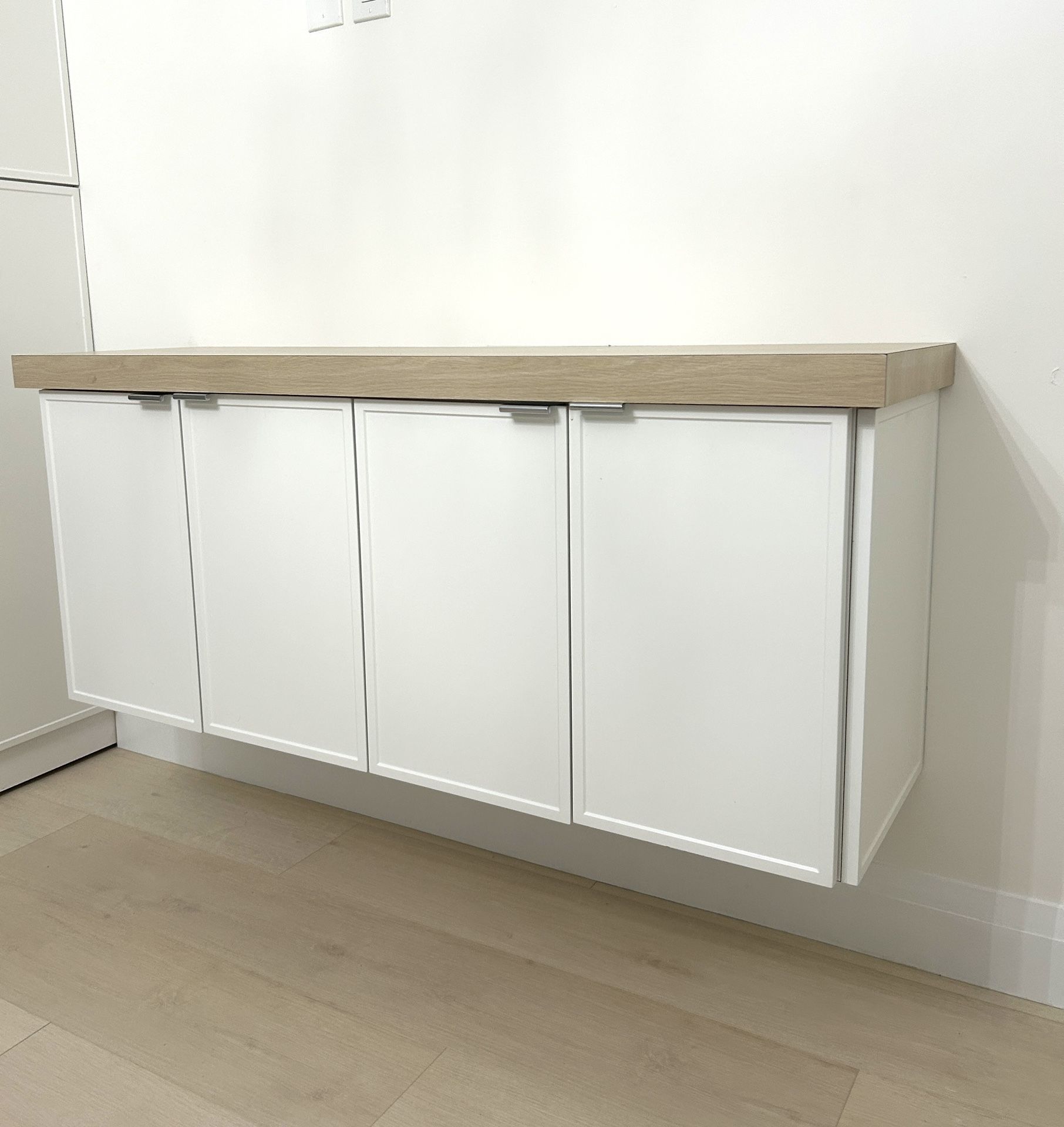 BRAND-NEW Wall Mounted Storage Cabinet/Floating Console