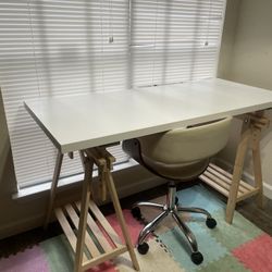 Standing Desk & Rolling Chair