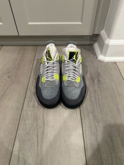 Nike Jordan 4 Retro SE 95 Neon - Unused, No box
