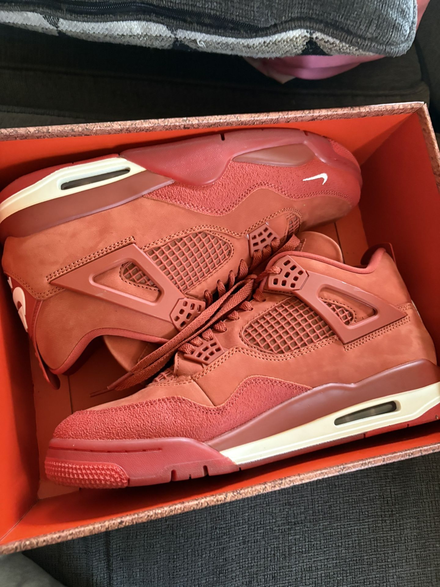 Jordan 4