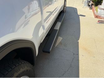 GMC 2026 Denali Power Running Boards
