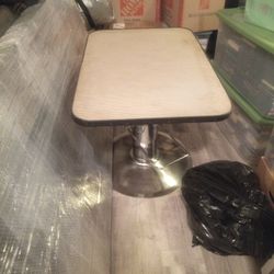 Grooming Table 