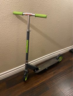 Mongoose Force 1.0 Folding Kids Kick Scooter