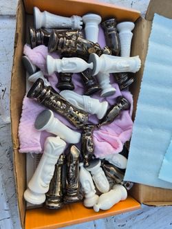 Ceramic Chess Pieces*READ DESCRIPTION