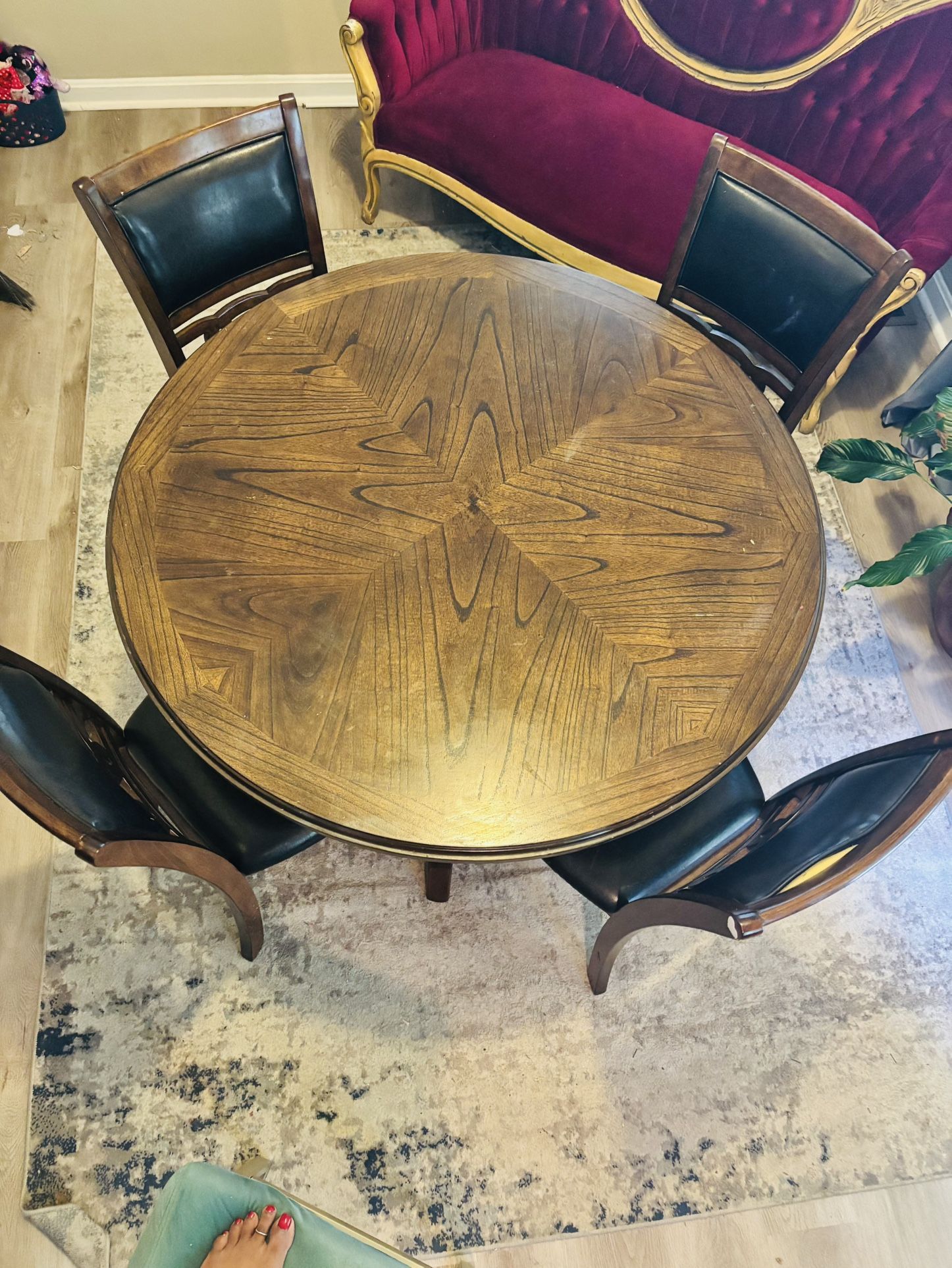 Kitchen Table ( Pick Up)