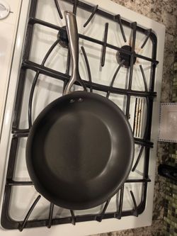 Kirkland Signature 12-in. Nonstick Skillet Frying Pan