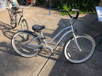 2 beach cruisers