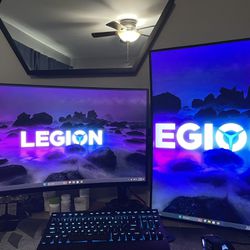 2 Gaming Monitors With Dual Stand