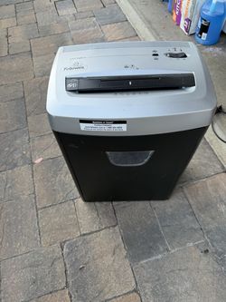 Paper shredder