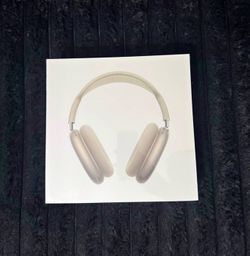 AirPod max Starlight