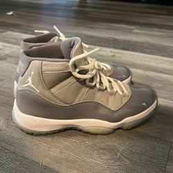 Jordan Cool Grey 11s — Size 9 (no Box)